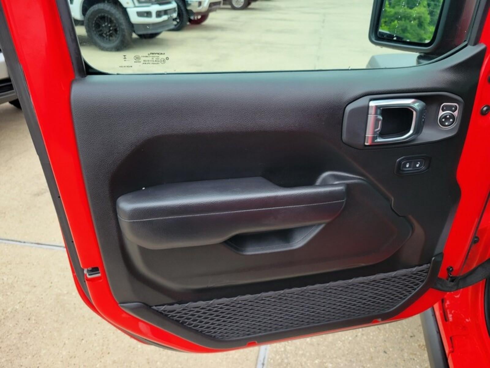2025 Jeep Wrangler 4xe Willys