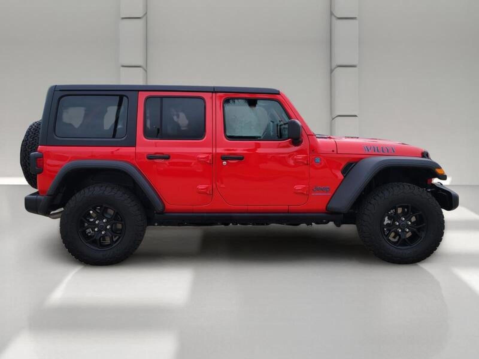2025 Jeep Wrangler 4xe Willys