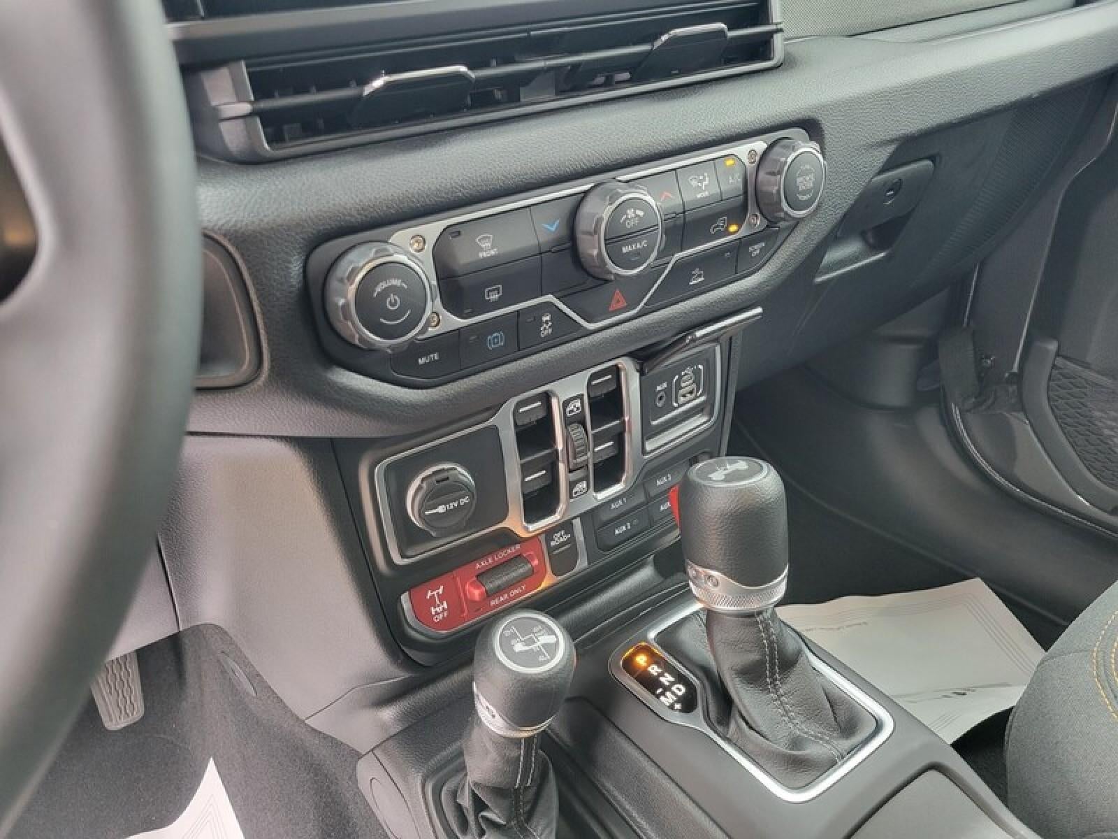 2025 Jeep Wrangler 4xe Willys