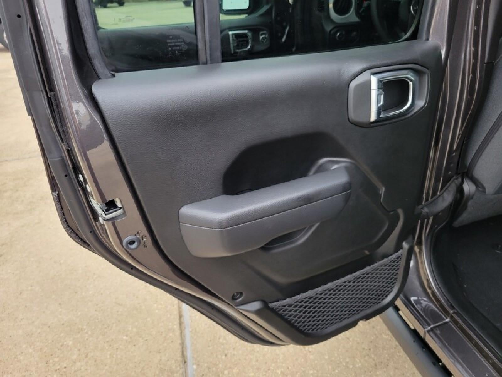 2025 Jeep Wrangler 4xe Willys