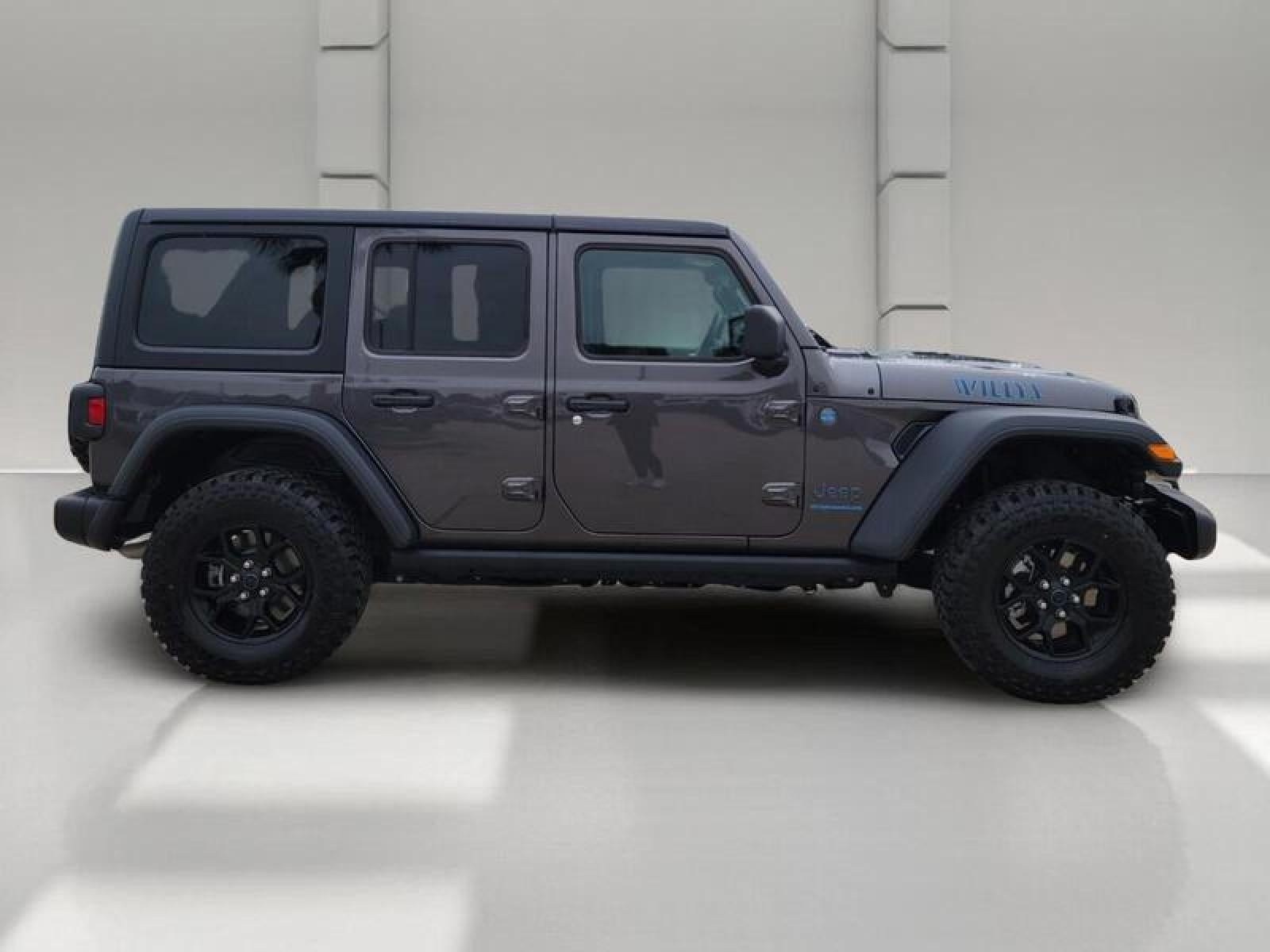 2025 Jeep Wrangler 4xe Willys