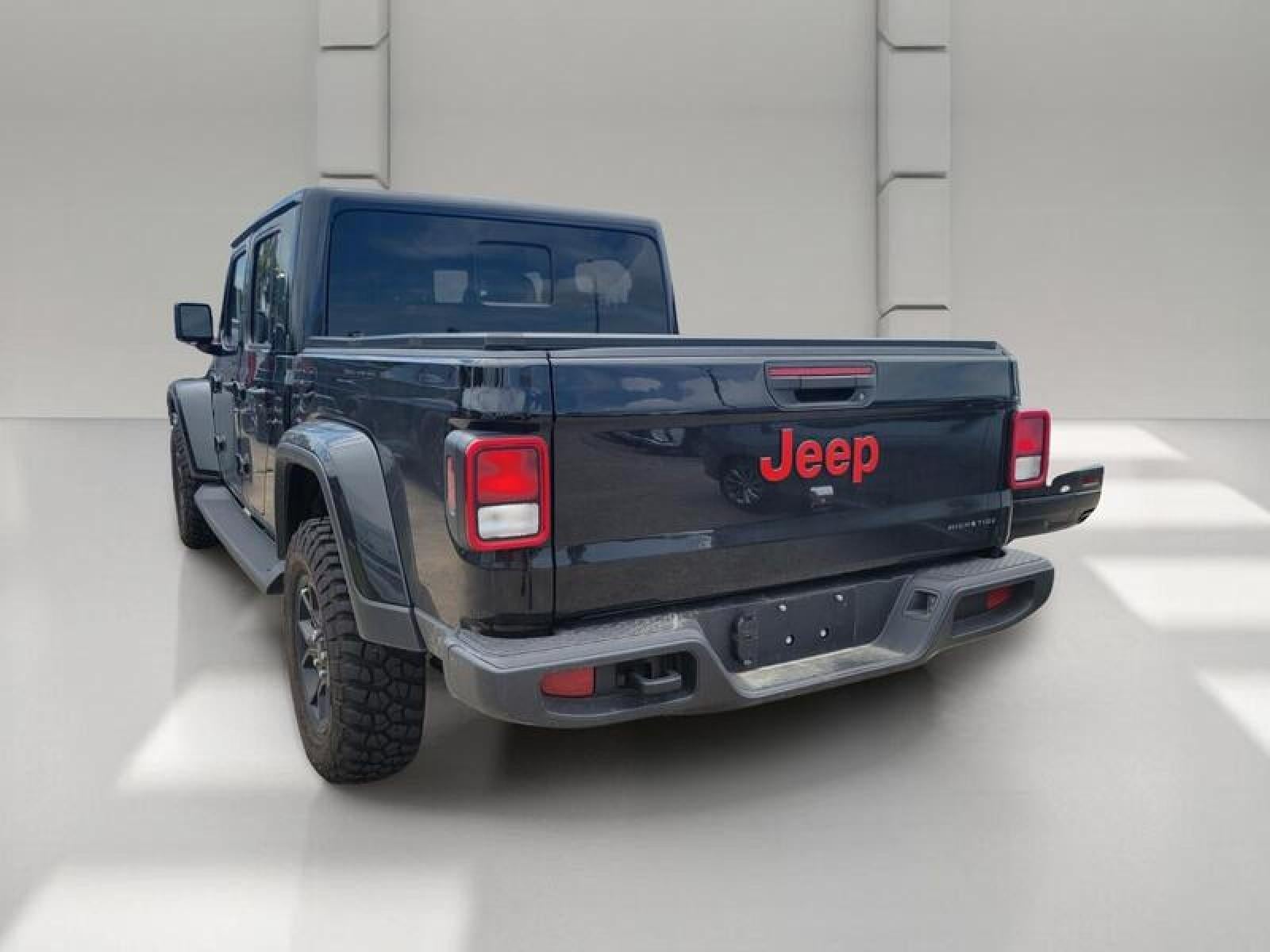 2025 Jeep Gladiator High Tide