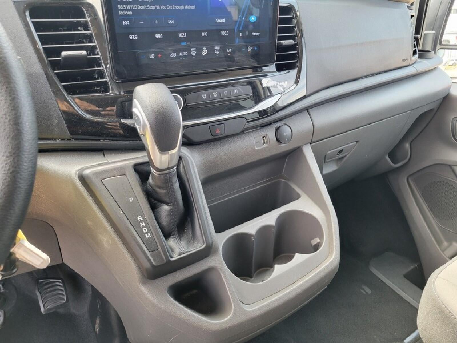 2023 Ford Transit Passenger Wagon XL