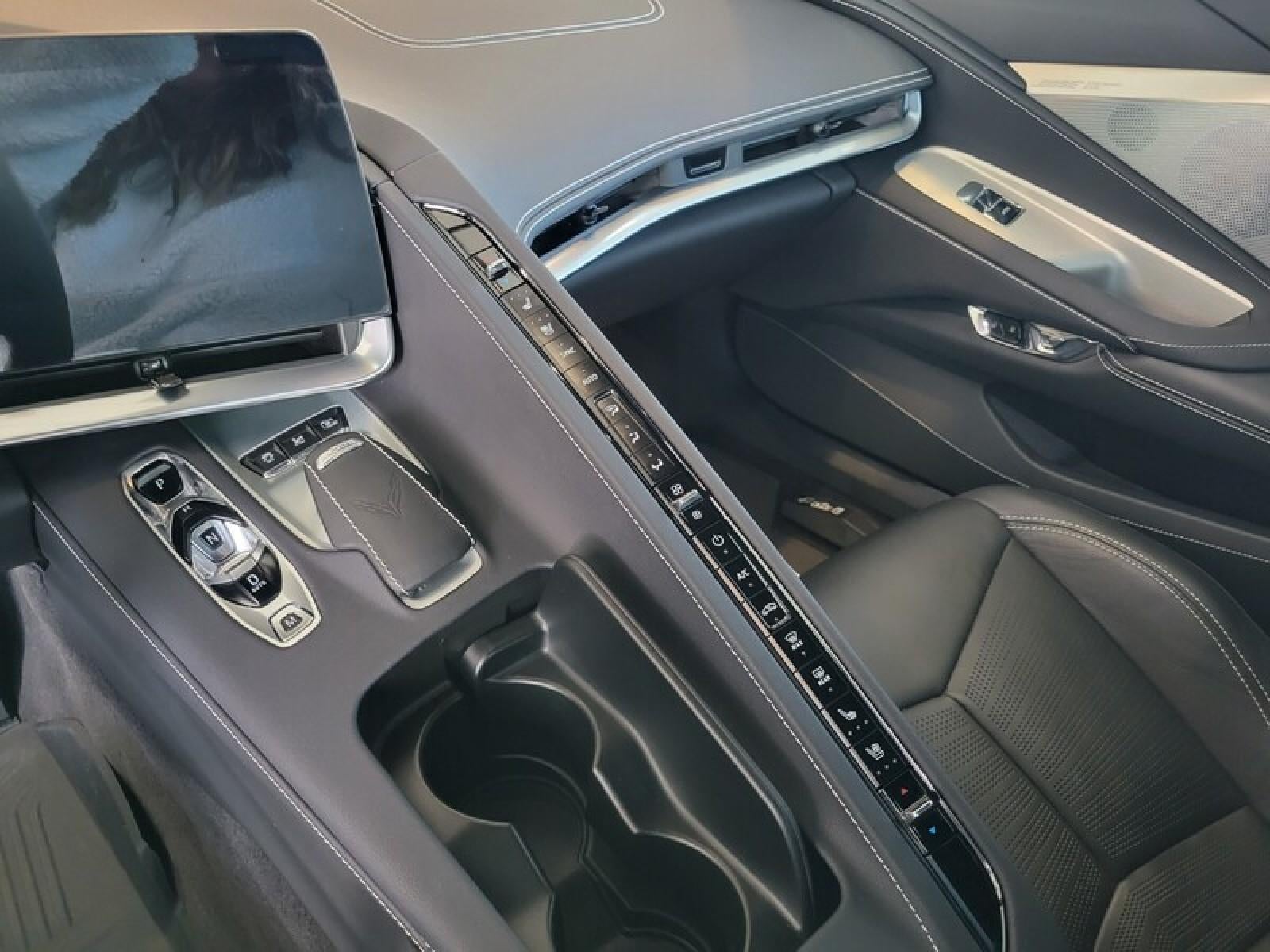 2024 Chevrolet Corvette Stingray 2LT