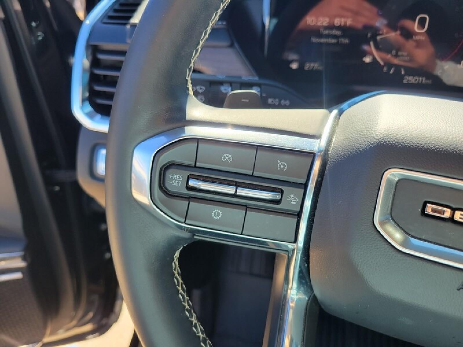 2024 GMC Acadia Denali