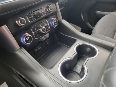2023 GMC Yukon SLE