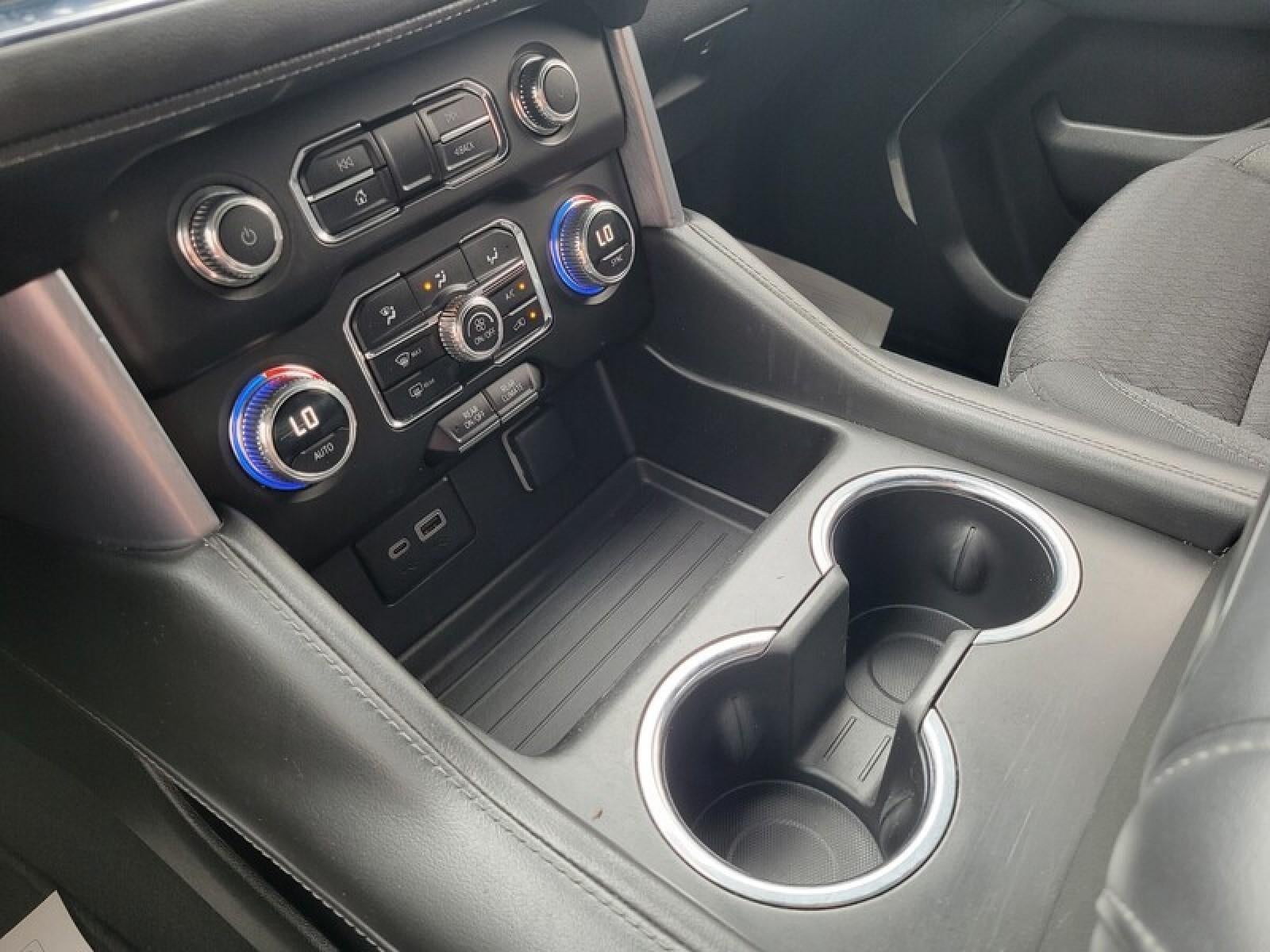 2023 GMC Yukon SLE