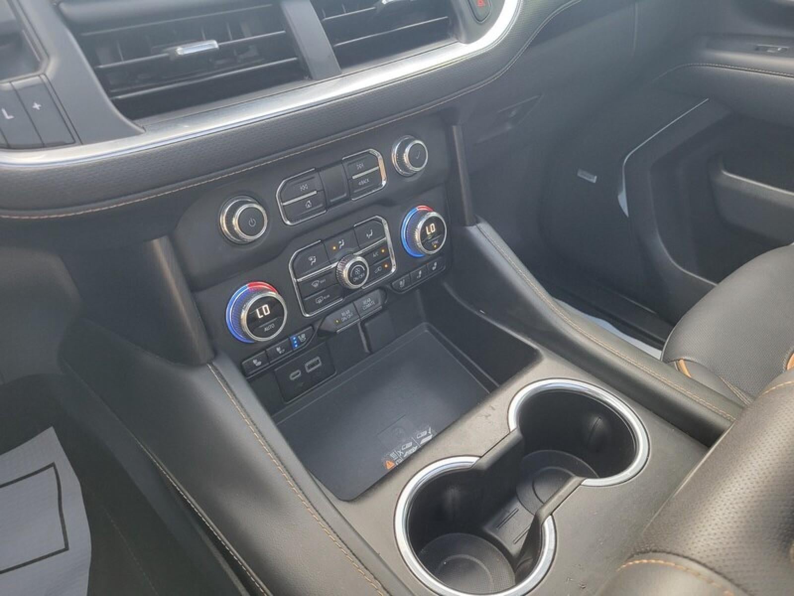 2023 GMC Yukon XL AT4