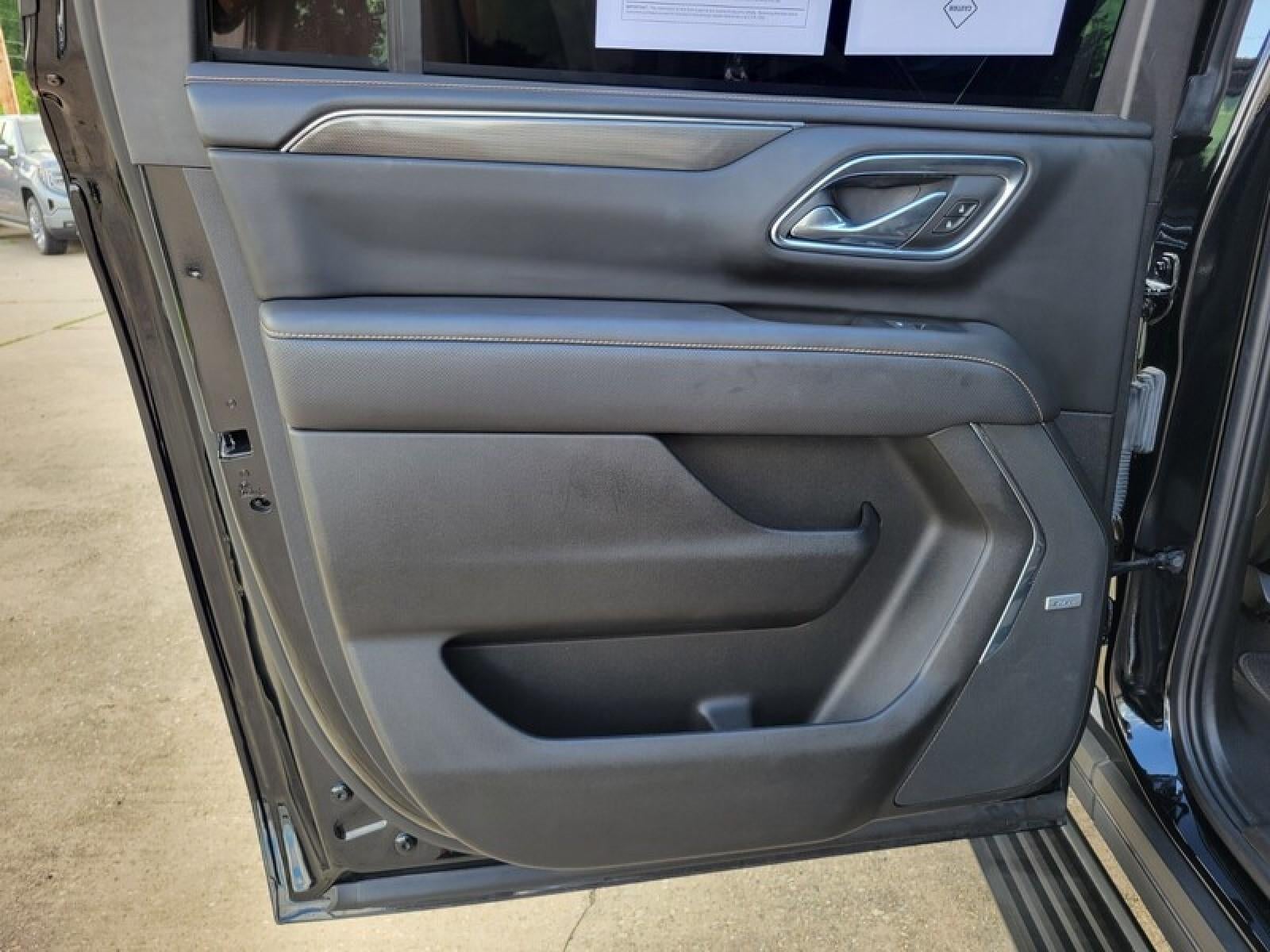 2023 GMC Yukon XL AT4