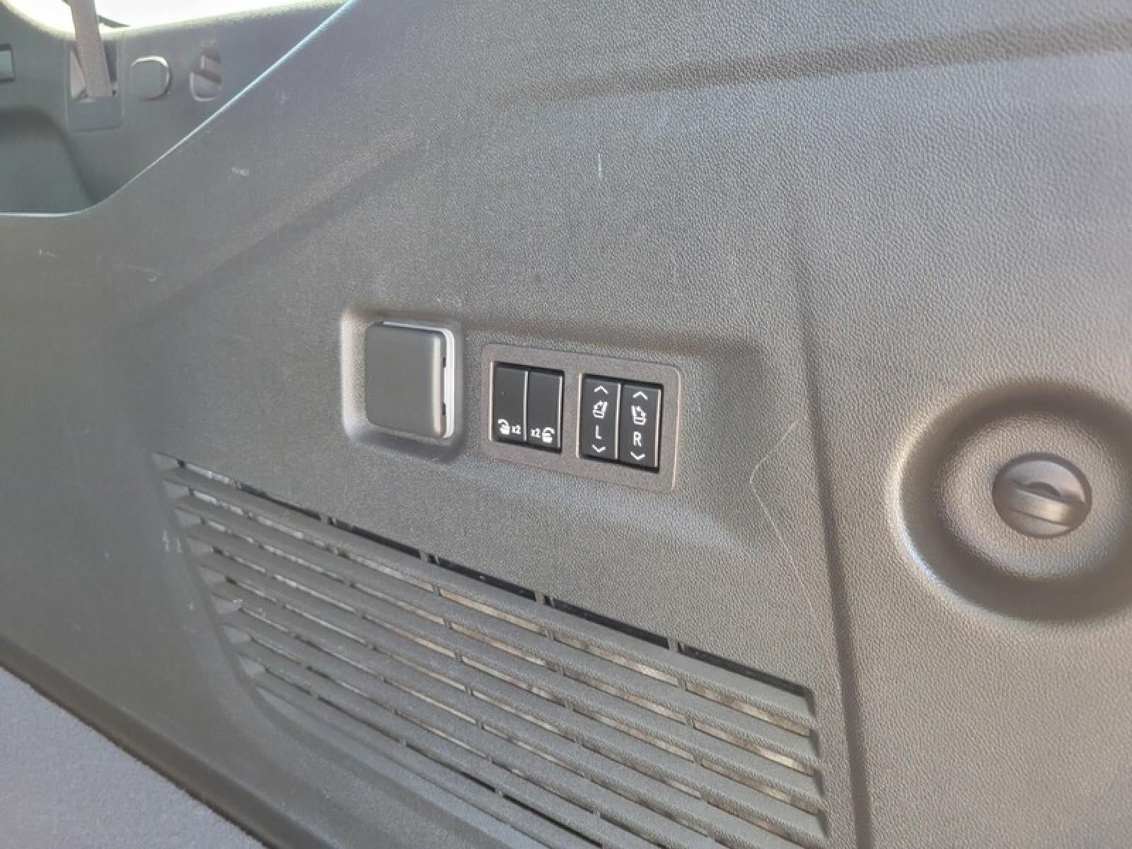 2024 GMC Yukon XL Denali Ultimate