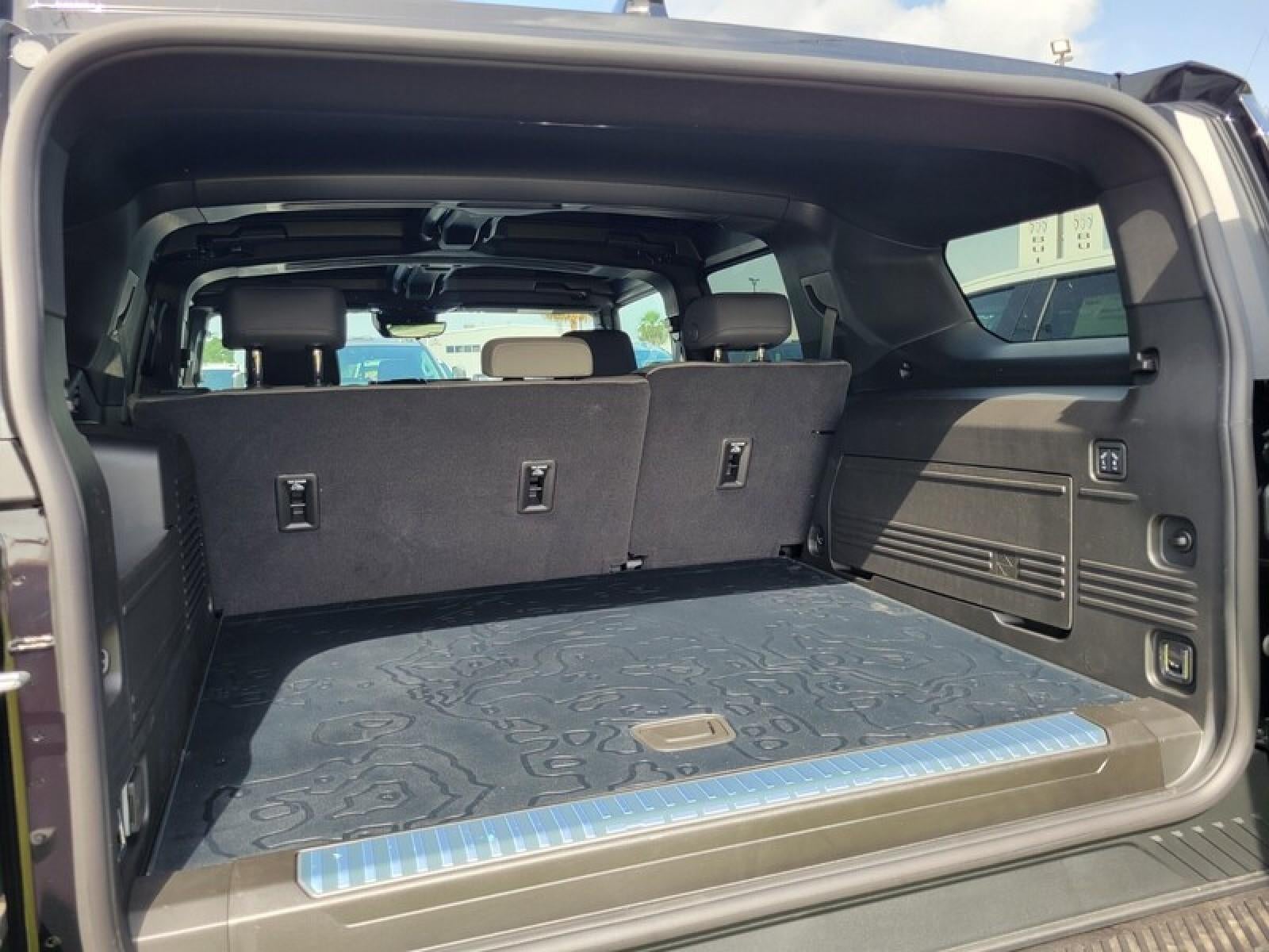 2025 GMC HUMMER EV SUV 3X