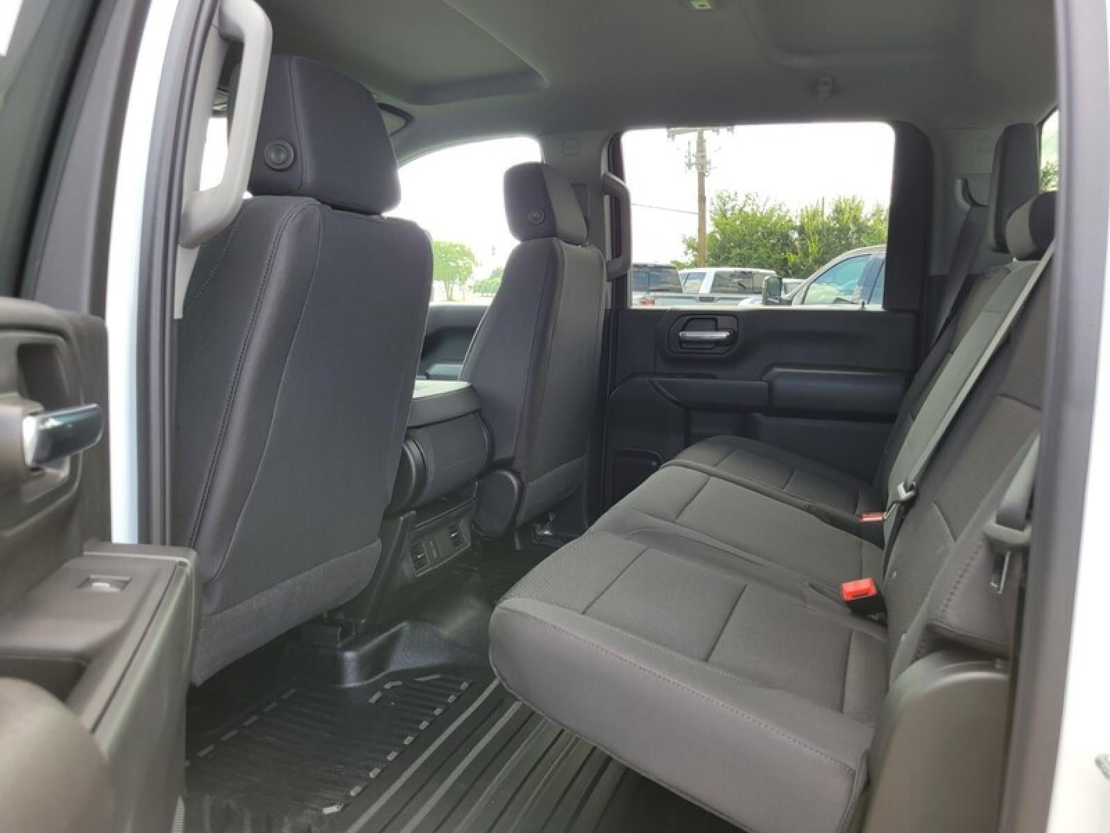 2025 GMC Sierra 2500 HD Pro