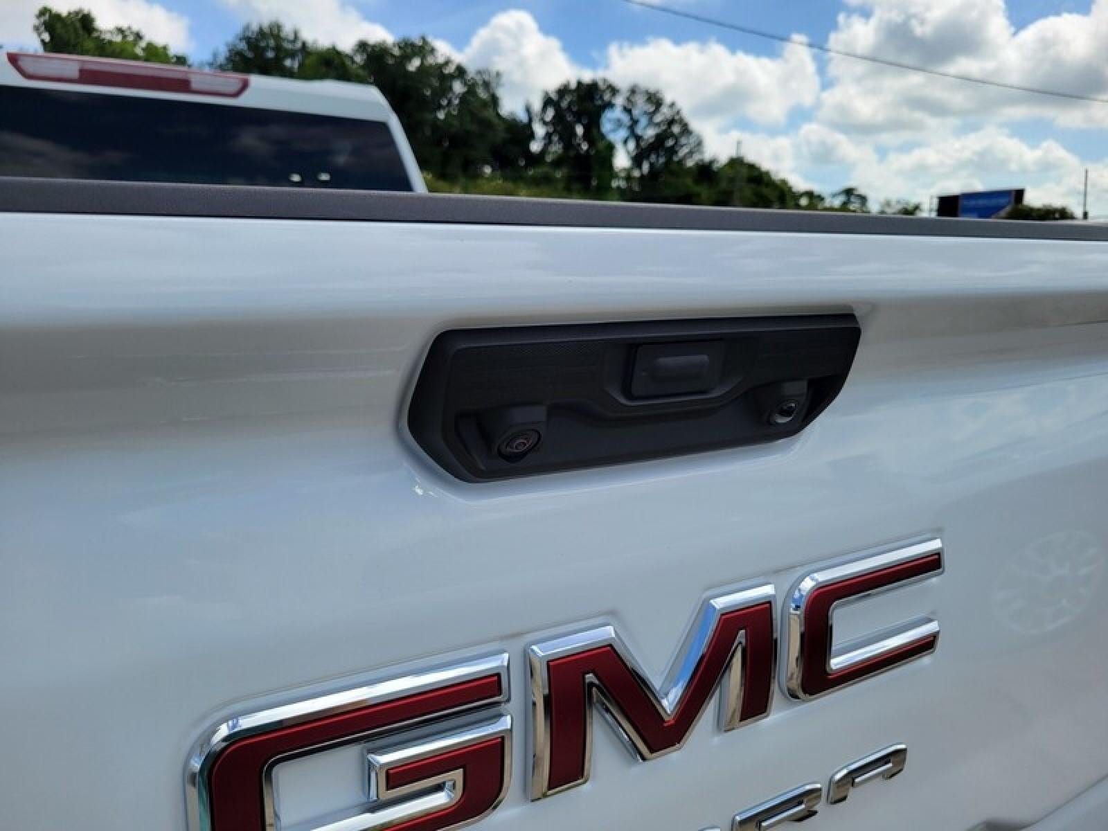 2025 GMC Sierra 2500 HD Pro