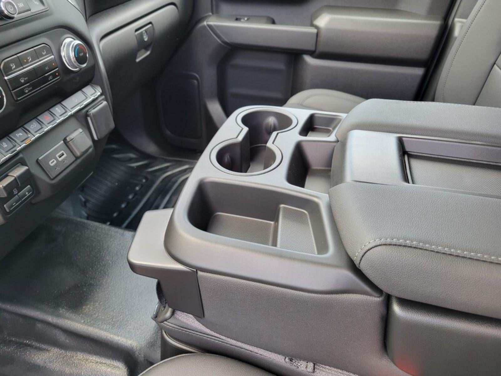 2025 GMC Sierra 3500 HD Pro