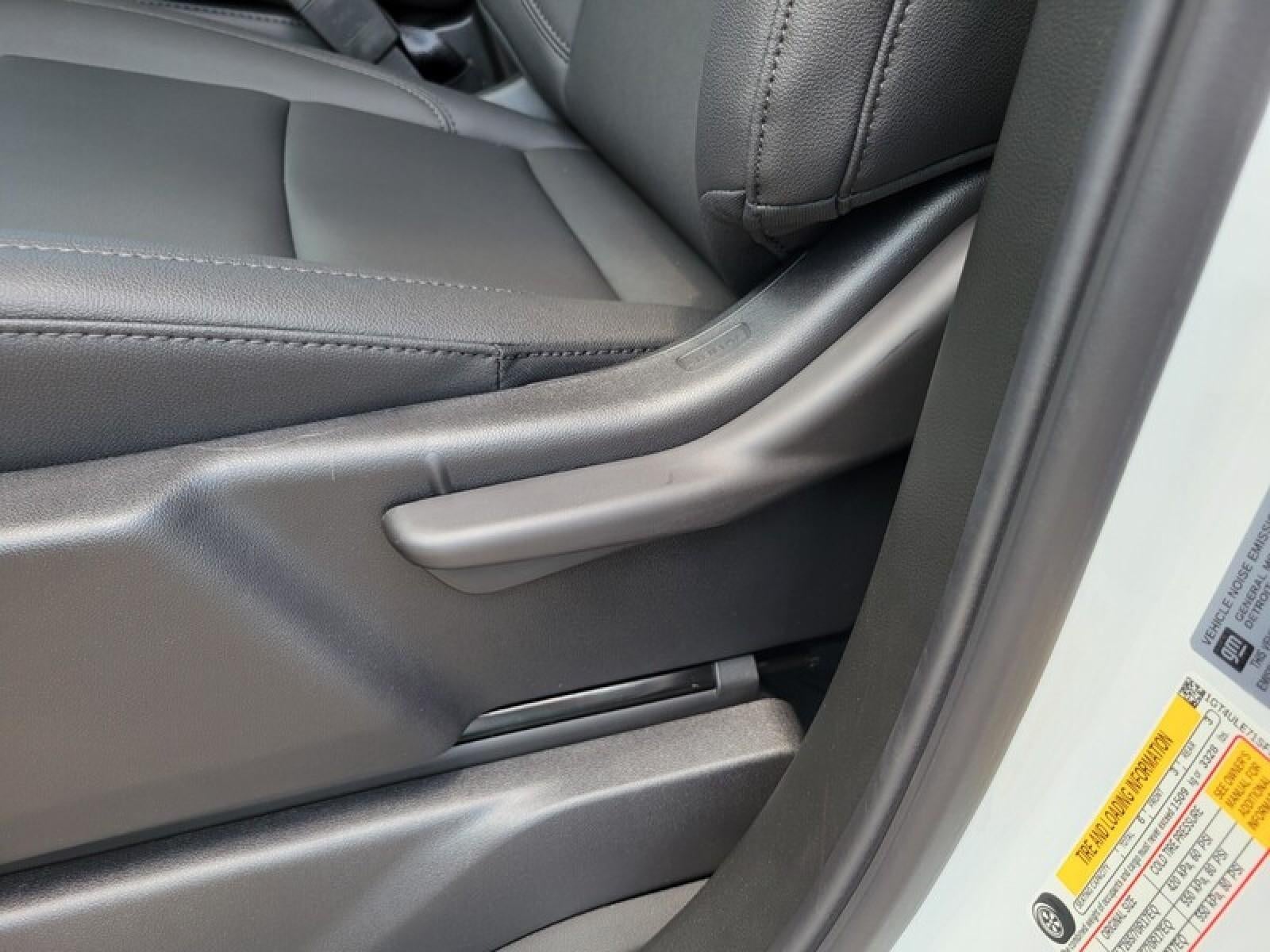 2025 GMC Sierra 3500 HD Pro