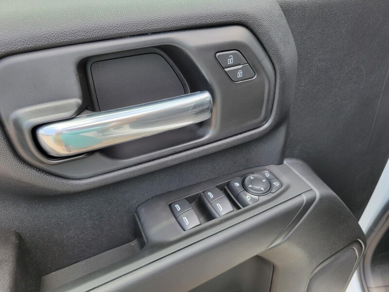 2025 GMC Sierra 3500 HD Pro