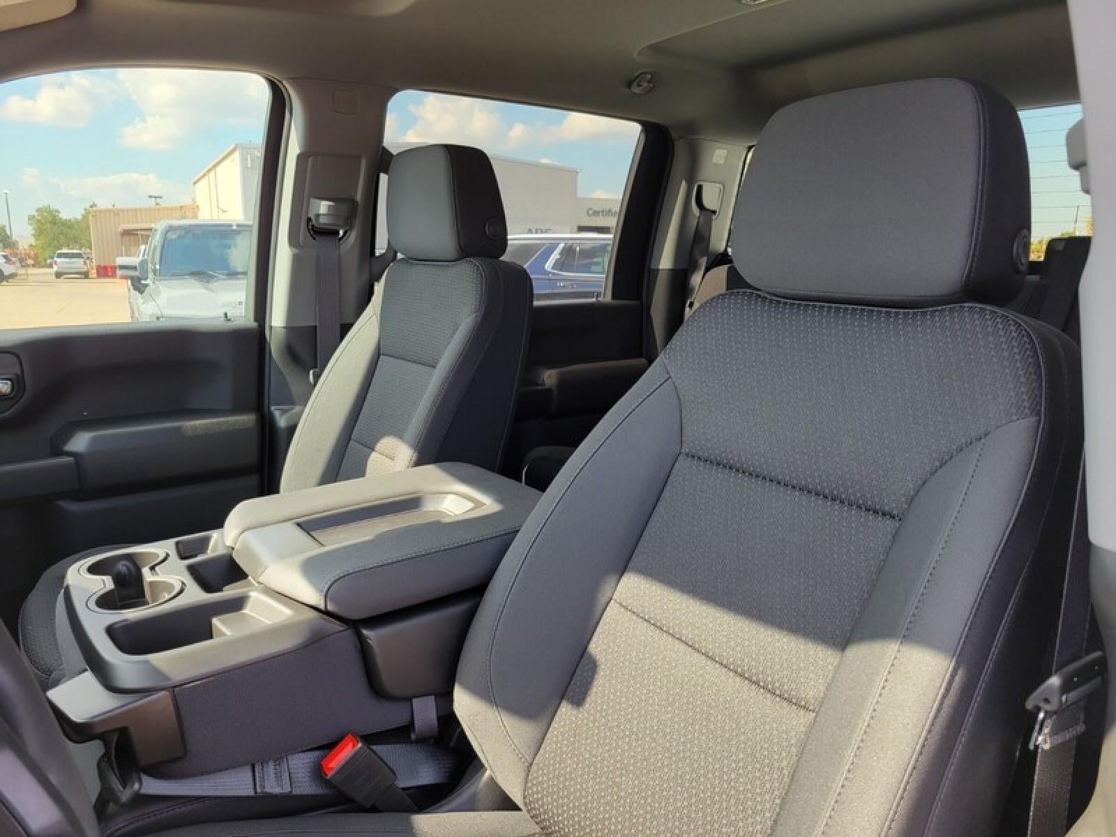 2025 GMC Sierra 3500 HD Pro