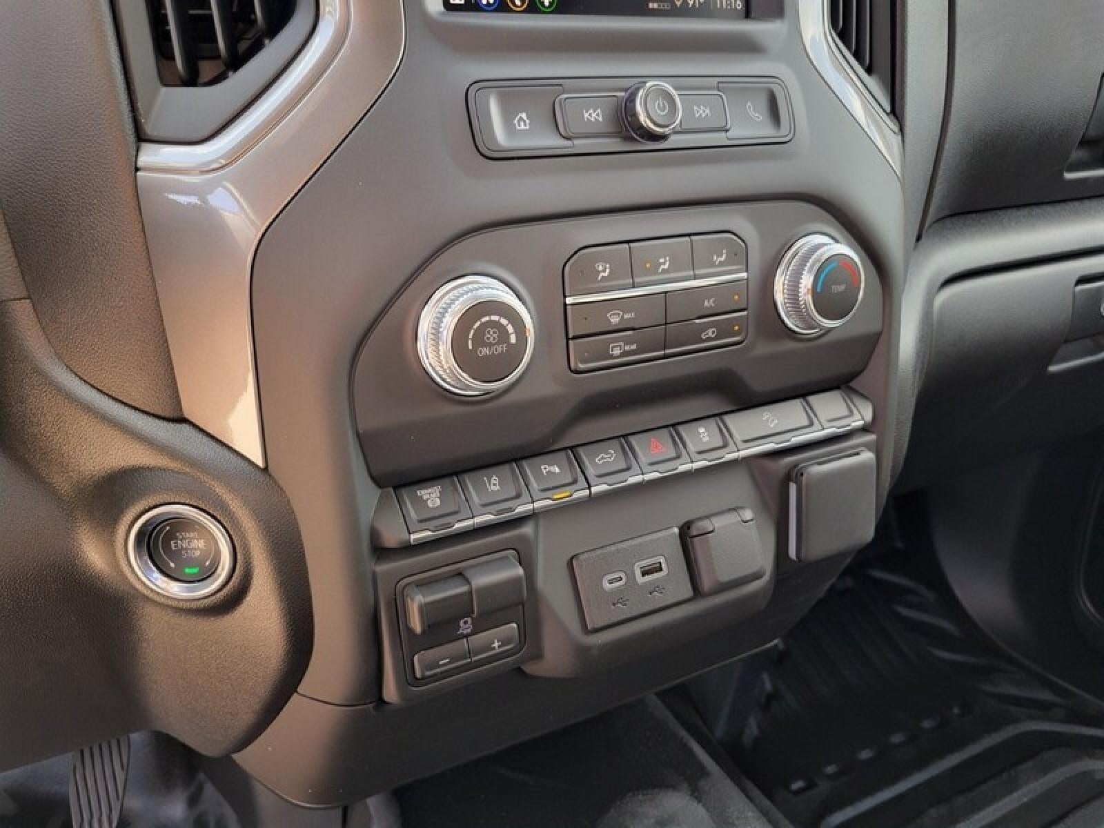 2025 GMC Sierra 3500 HD Pro