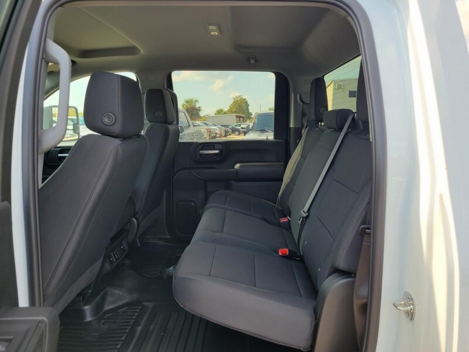 2025 GMC Sierra 3500 HD Pro