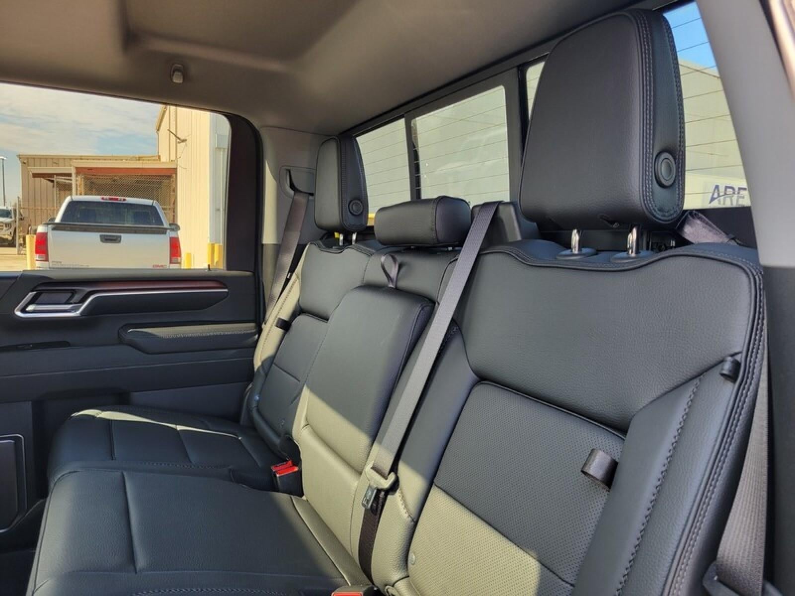 2026 GMC Sierra 3500 HD Denali DRW