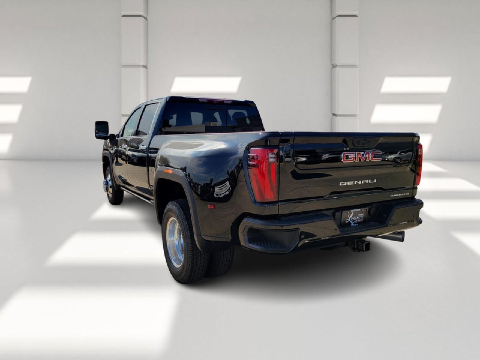 2026 GMC Sierra 3500 HD Denali DRW