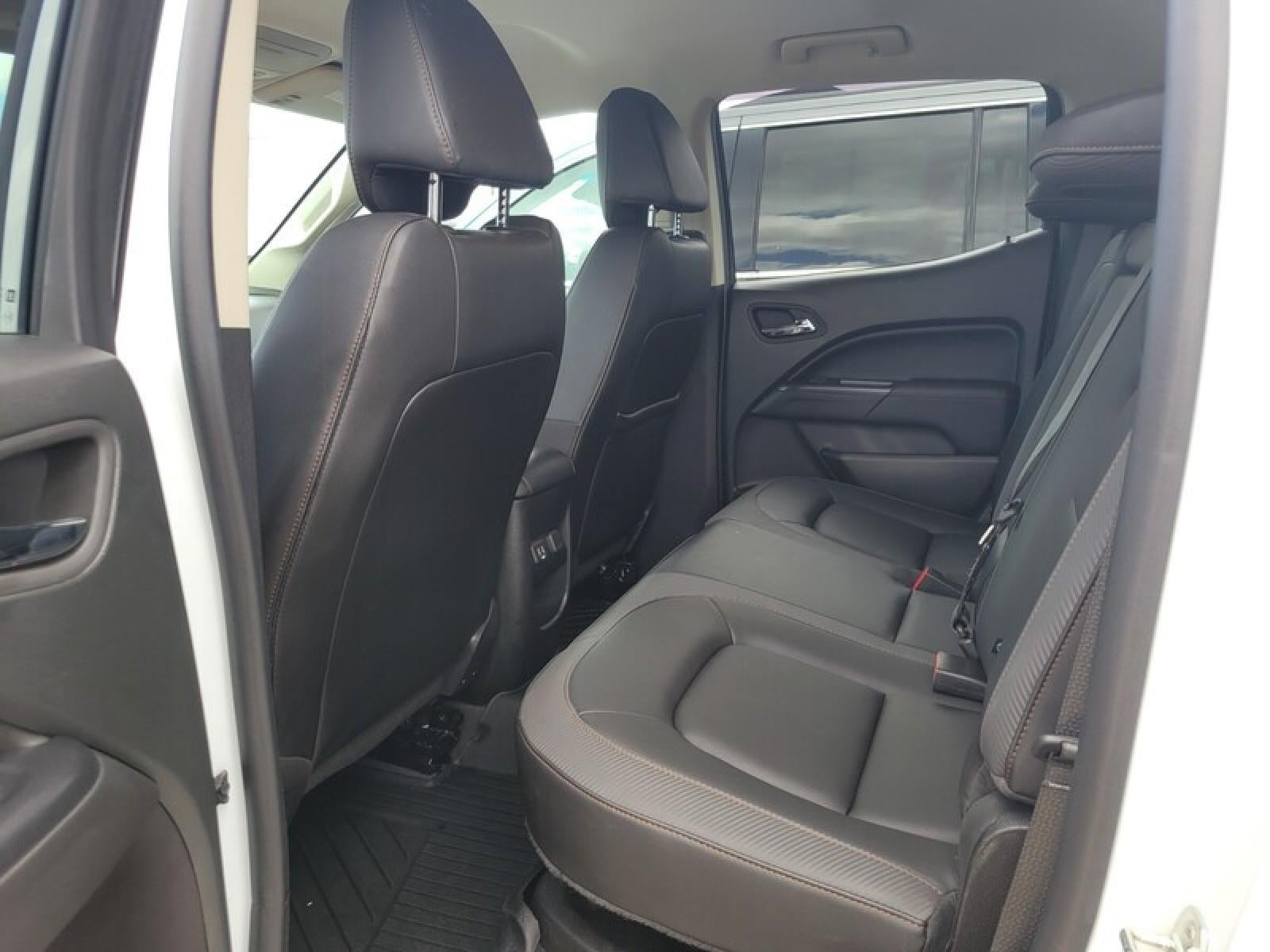 2022 GMC Canyon AT4 - Leather