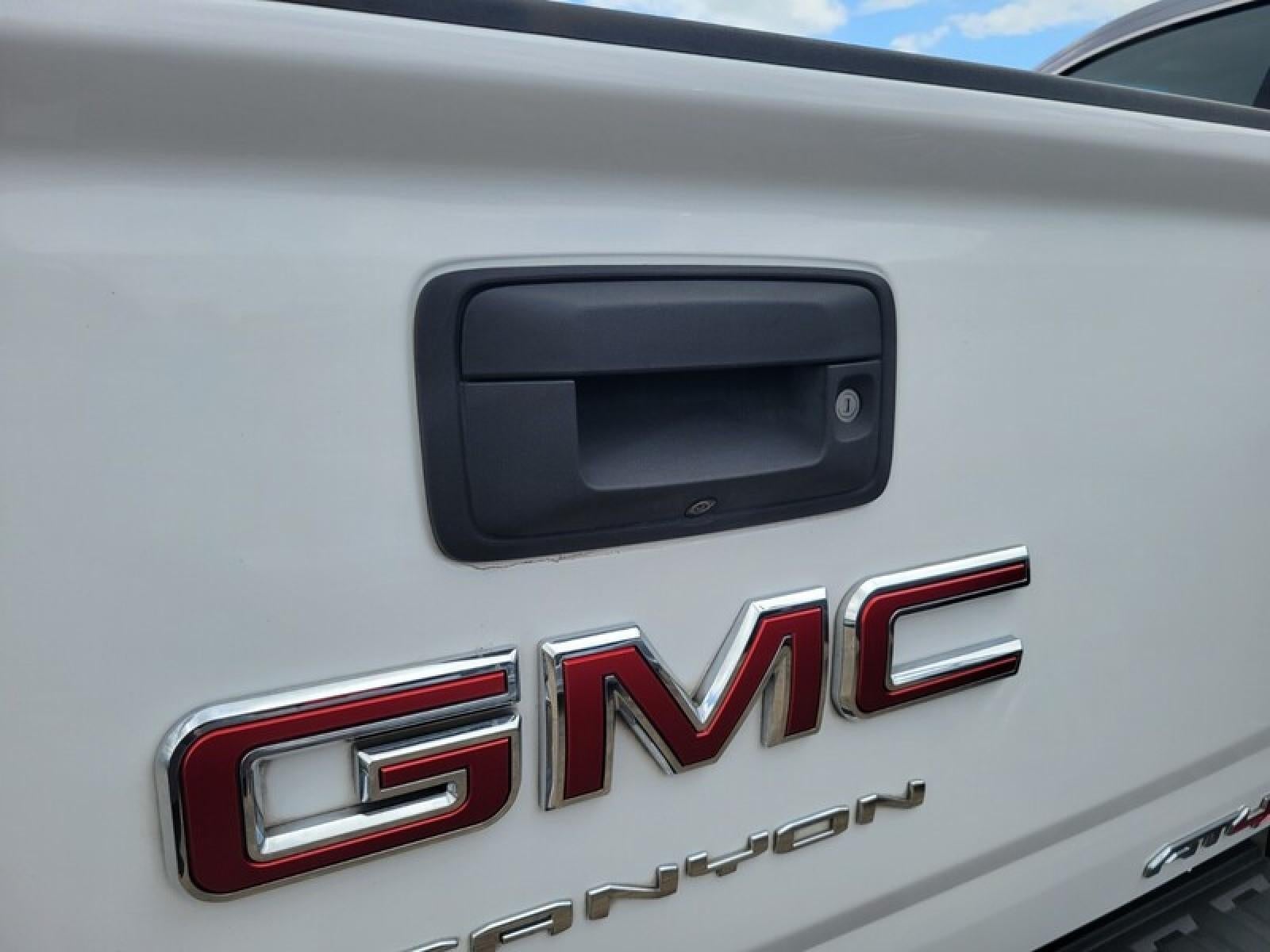 2022 GMC Canyon AT4 - Leather