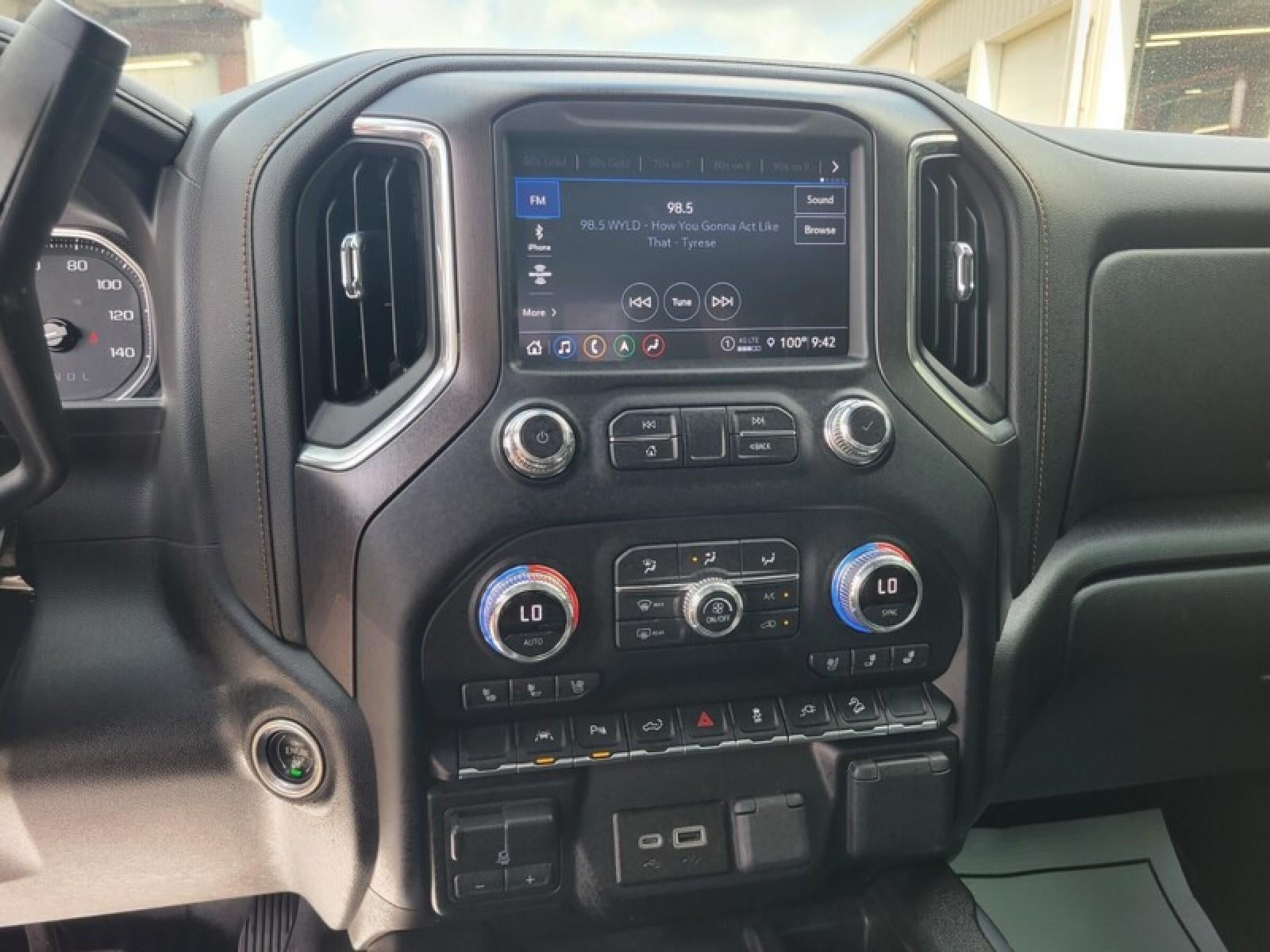 2022 GMC Sierra 1500 Limited AT4