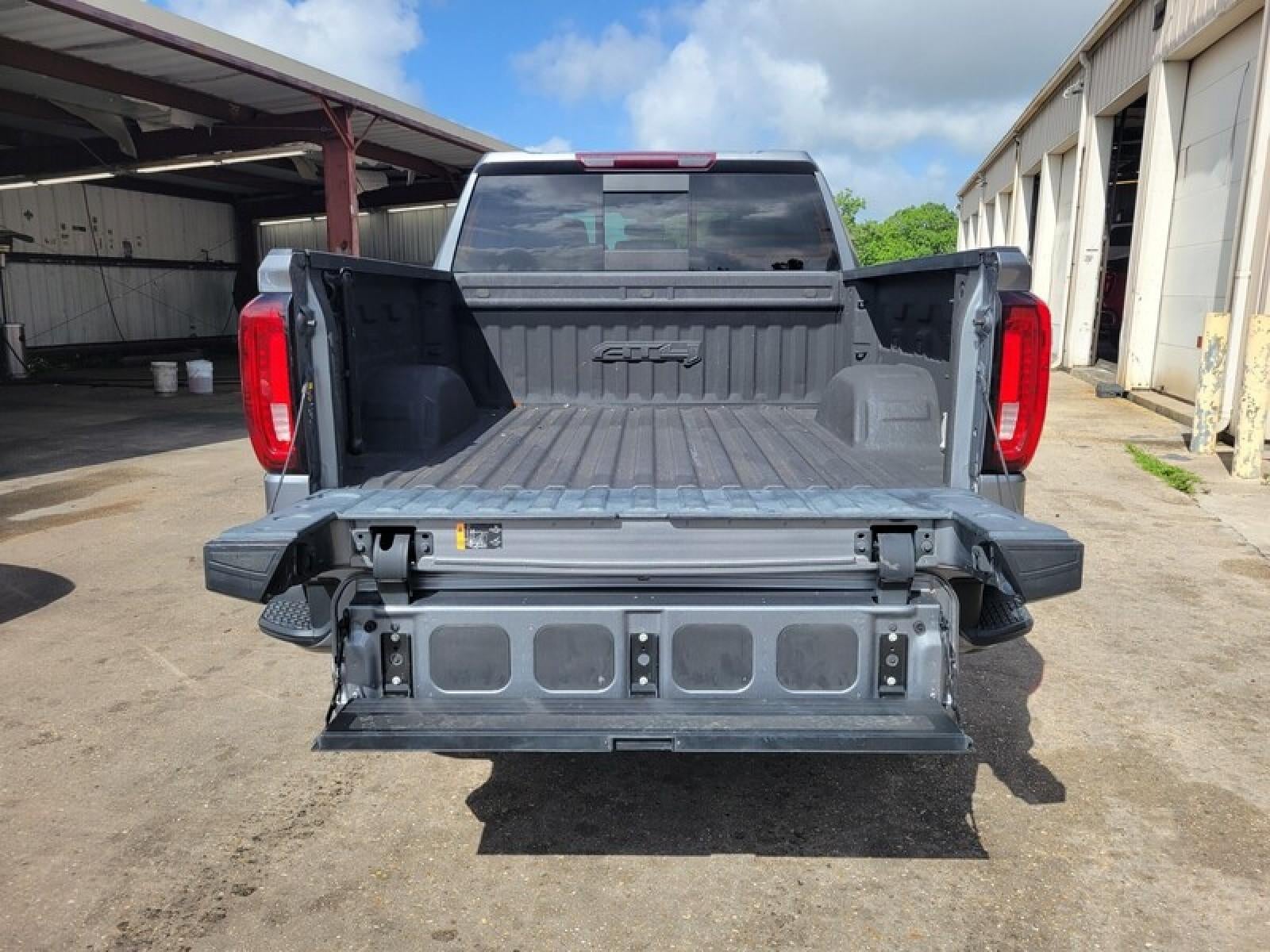 2022 GMC Sierra 1500 Limited AT4