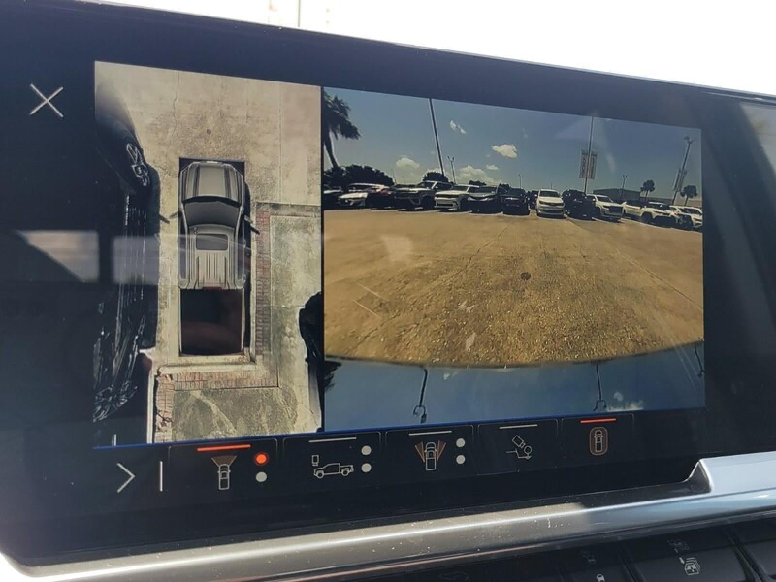 2026 GMC Sierra 1500 SLT - Photo 23