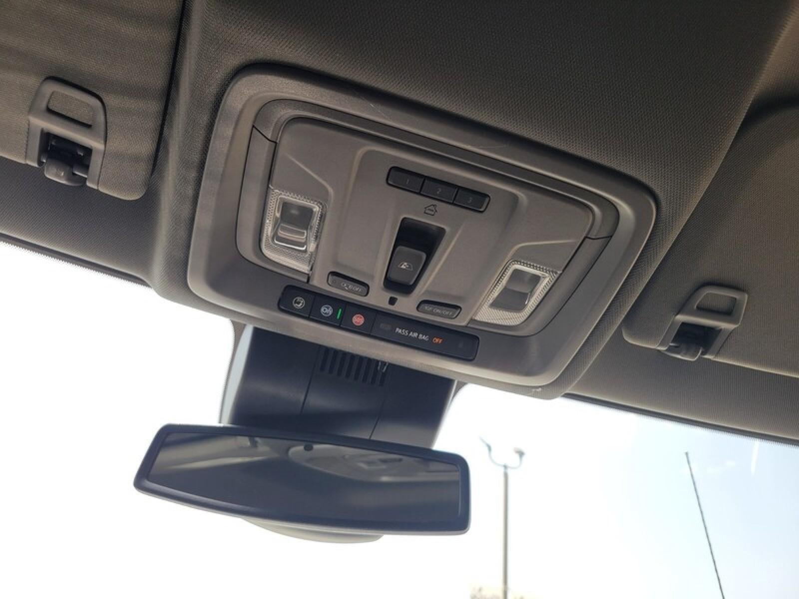 2026 GMC Sierra 1500 SLT - Photo 25