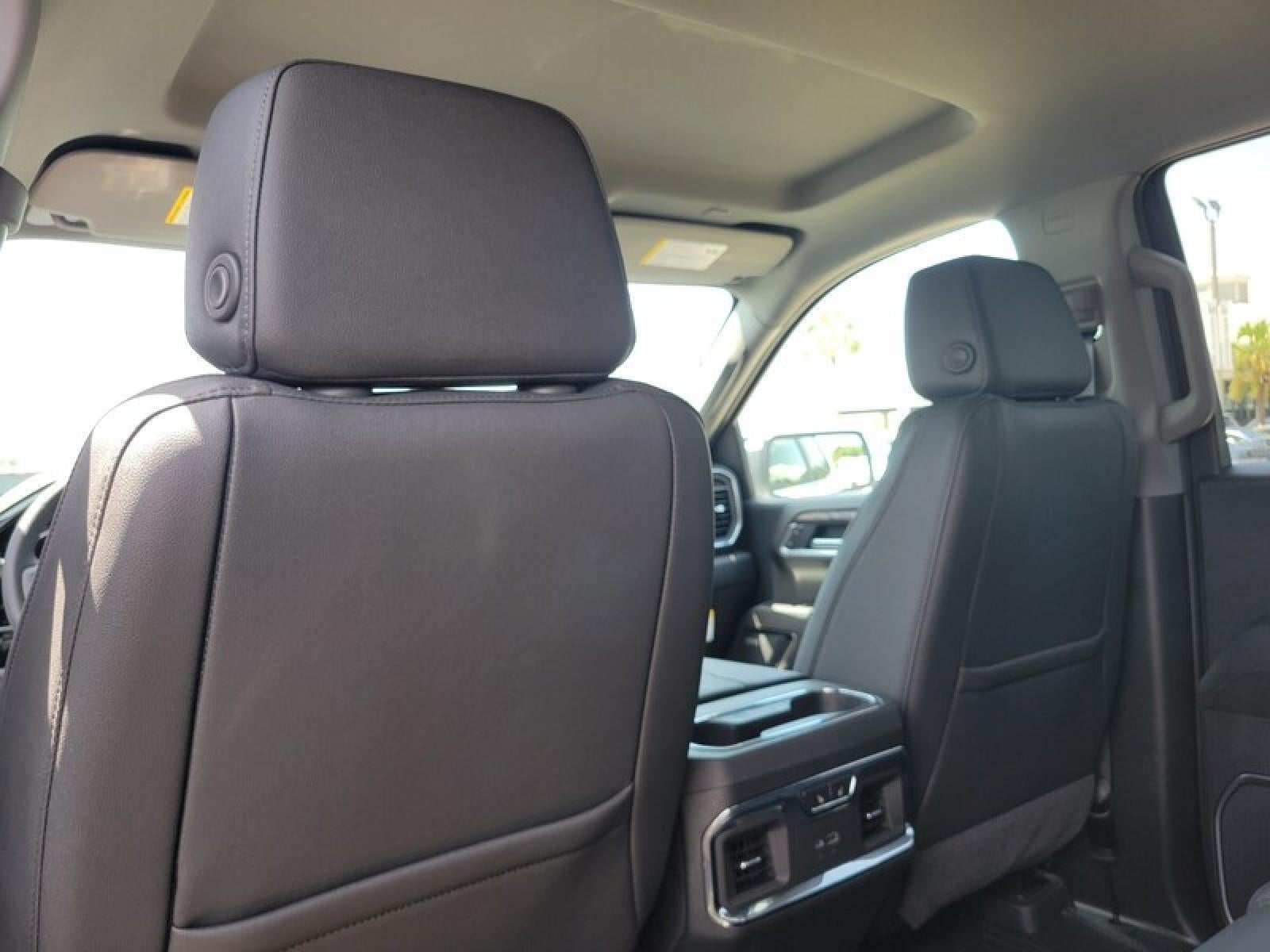 2026 GMC Sierra 1500 SLT - Photo 26