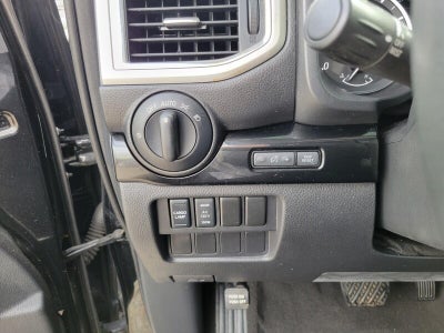 2020 Nissan Titan SV