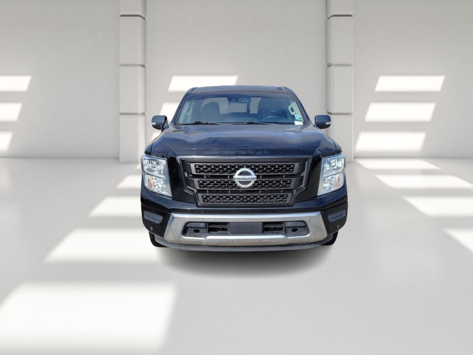 2020 Nissan Titan SV