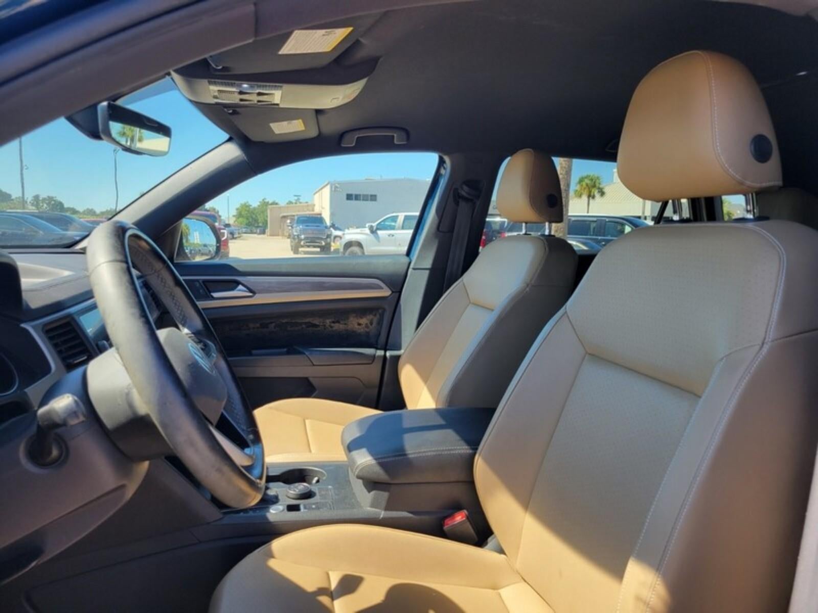 2020 Volkswagen Atlas Cross Sport 2.0T SE