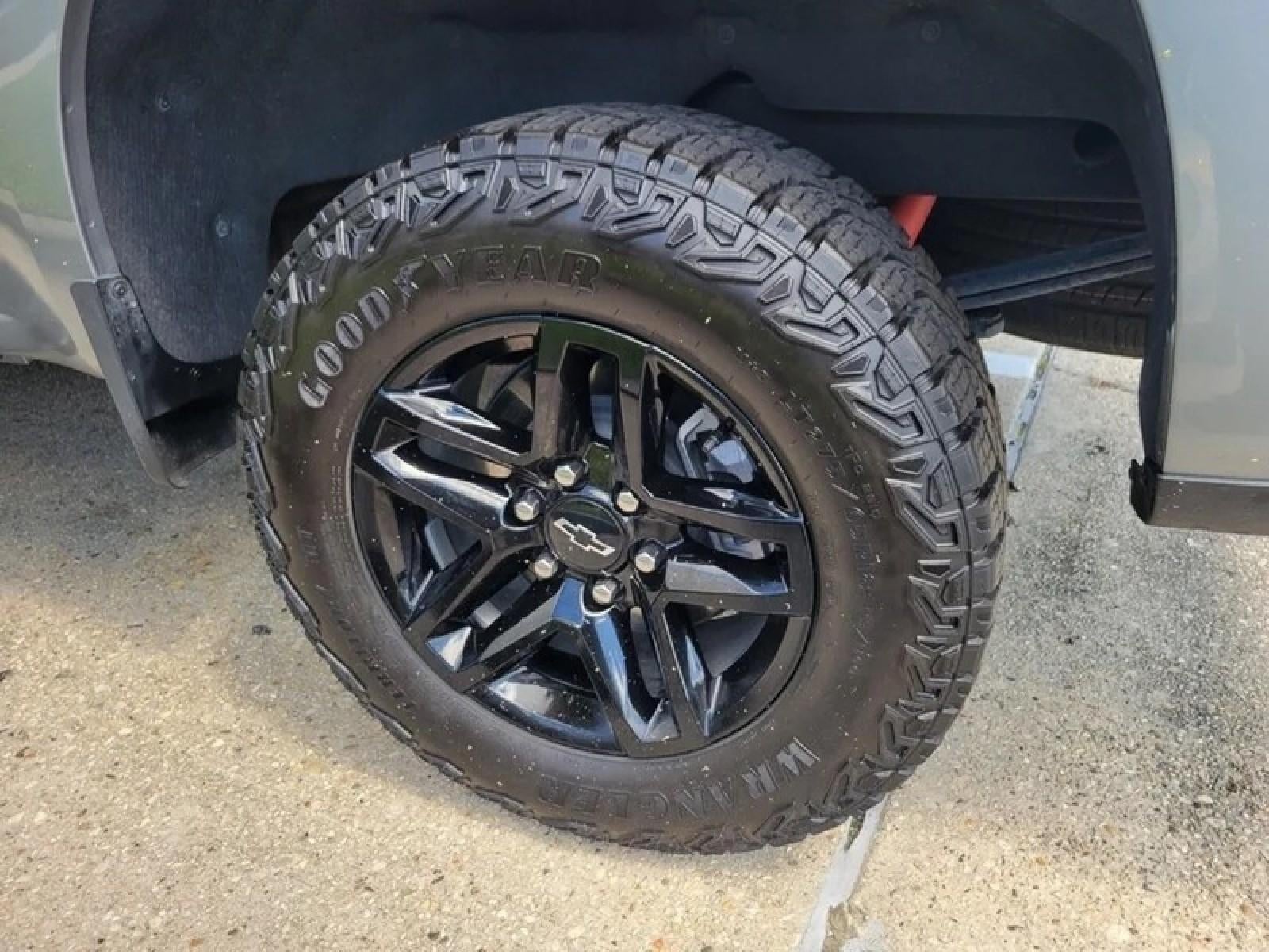 2025 Chevrolet Silverado 1500 Custom Trail Boss
