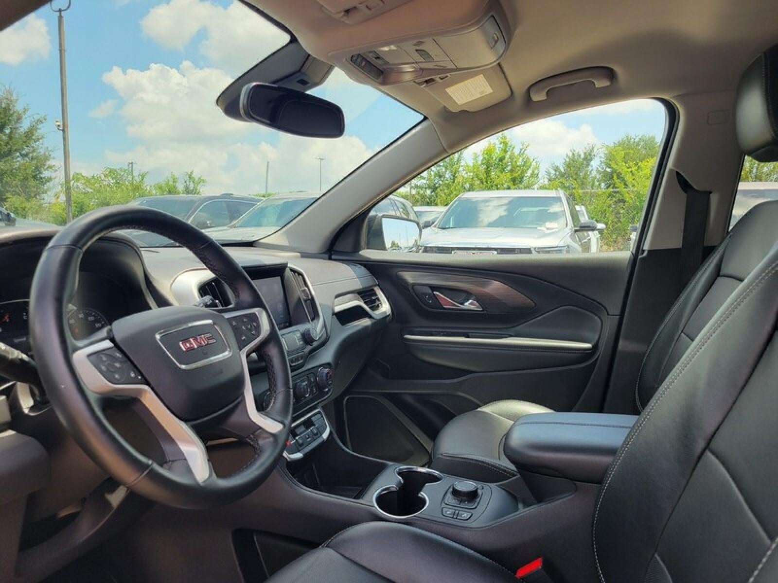 2024 GMC Terrain SLT