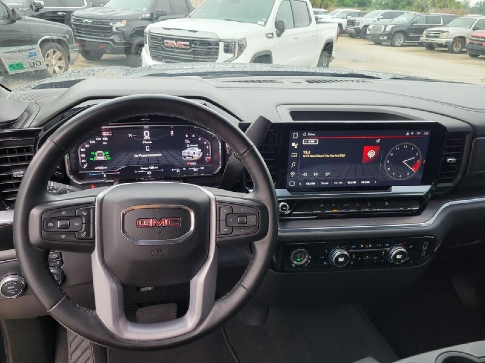 2024 GMC Sierra 1500 SLT