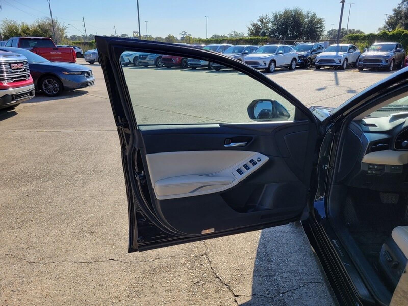 2022 Toyota Avalon XLE