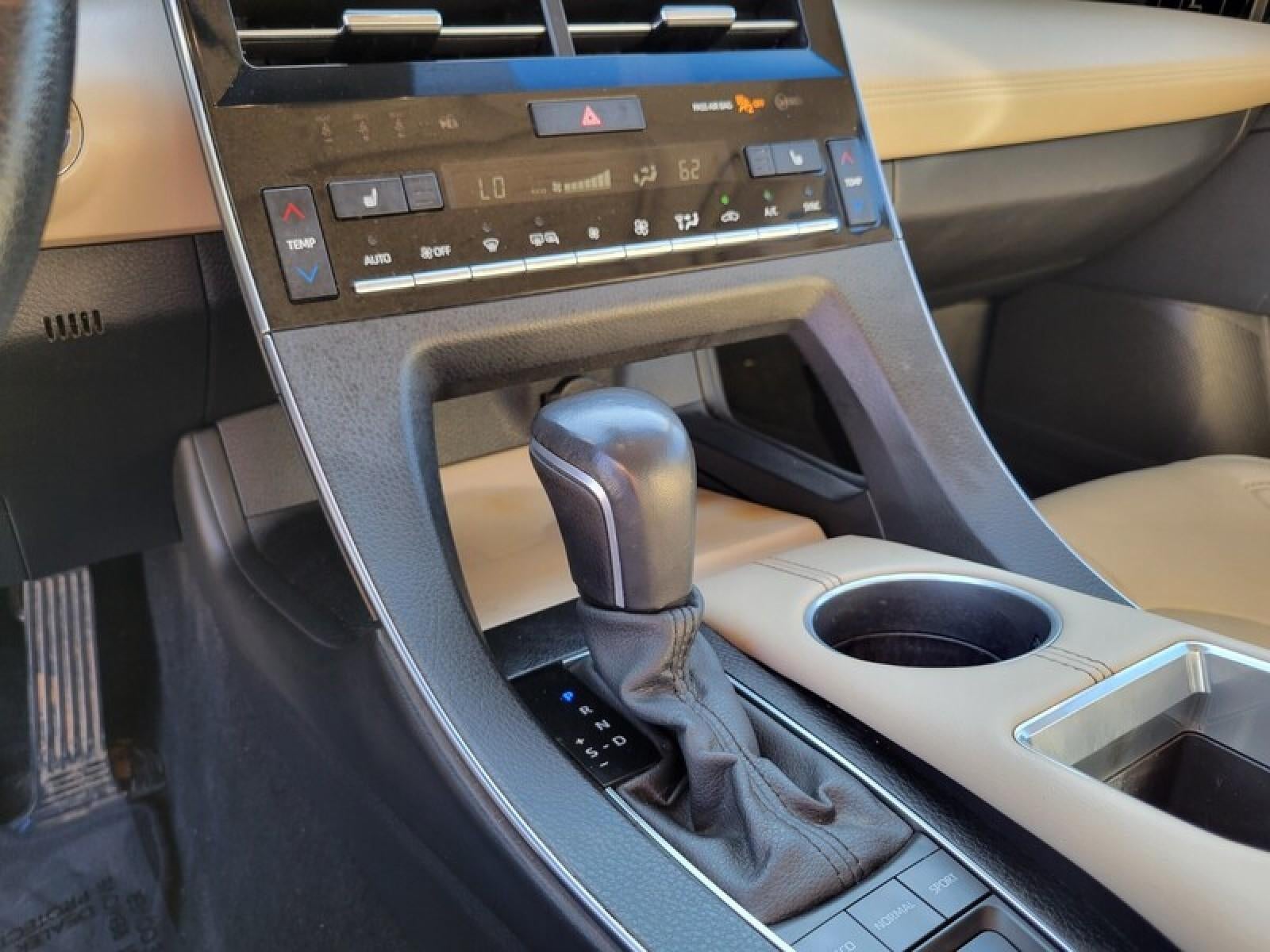 2022 Toyota Avalon XLE