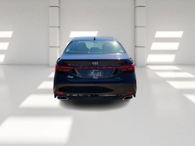 2022 Toyota Avalon XLE