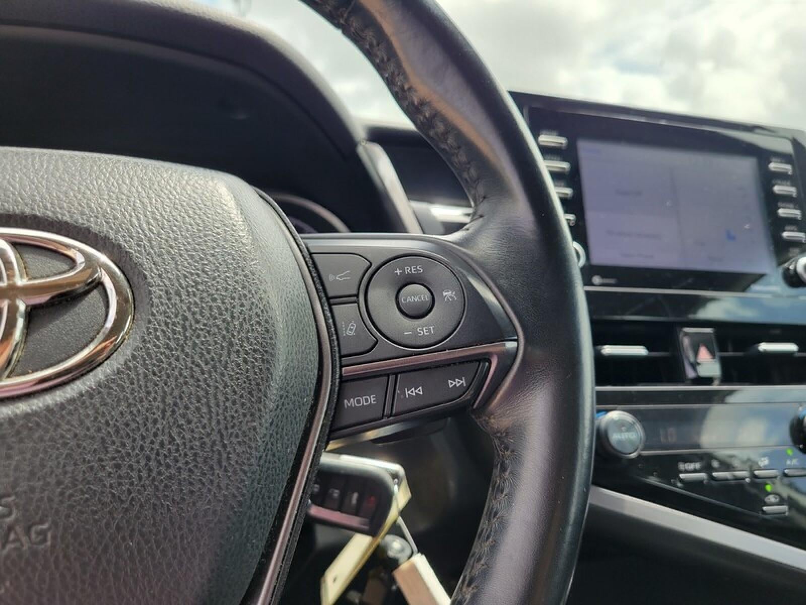 2023 Toyota Camry SE