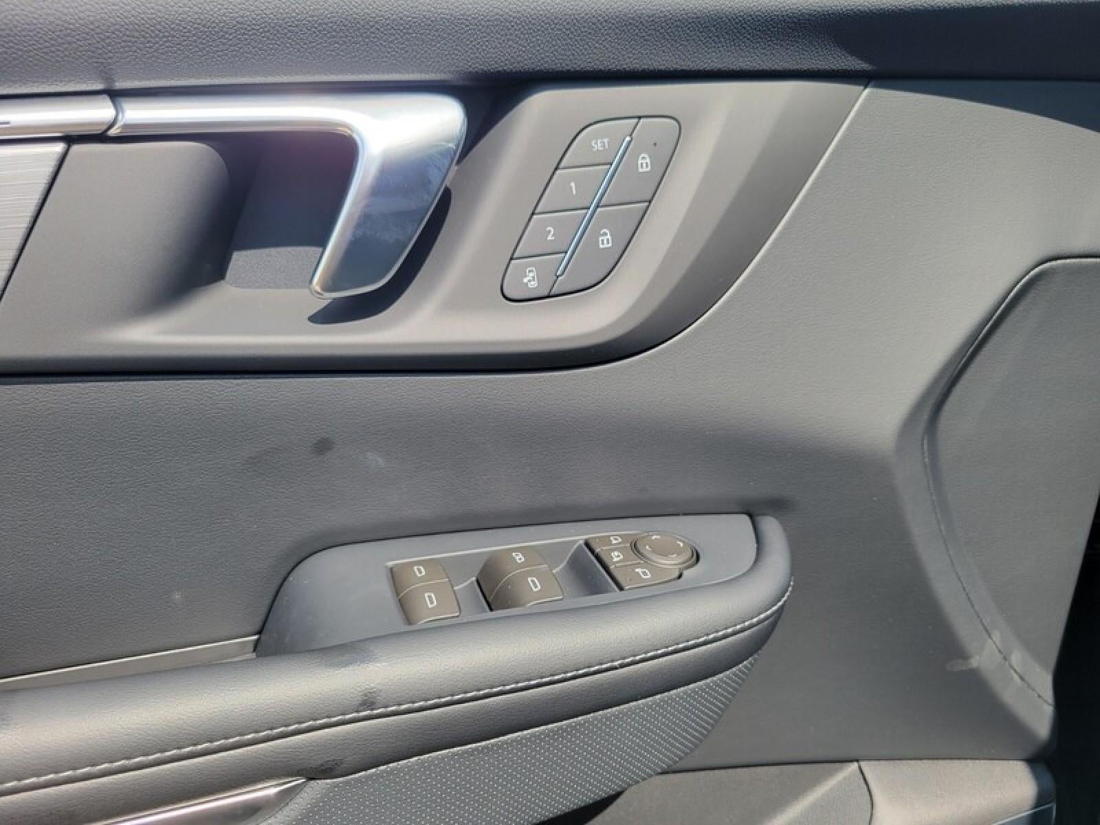 2027 Buick Enclave Preferred