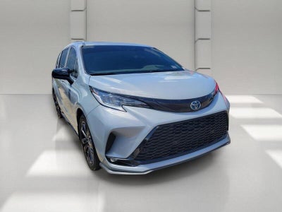 2025 Toyota Sienna XSE