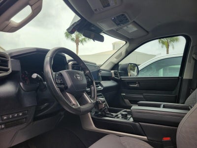 2022 Toyota Tundra 4WD SR5