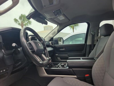 2022 Toyota Tundra 4WD SR5
