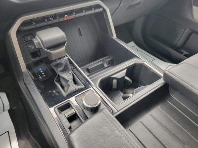 2022 Toyota Tundra 4WD SR5