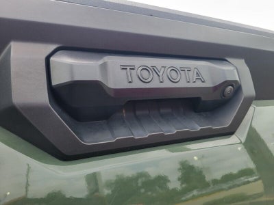 2022 Toyota Tundra 4WD SR5