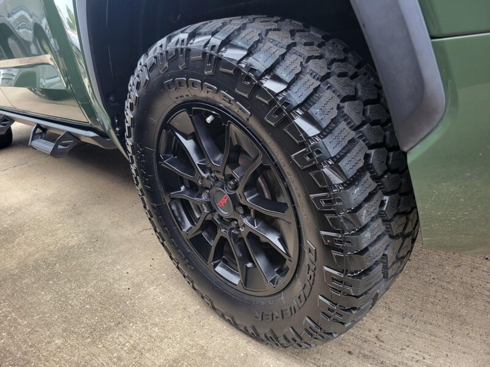 2022 Toyota Tundra 4WD SR5