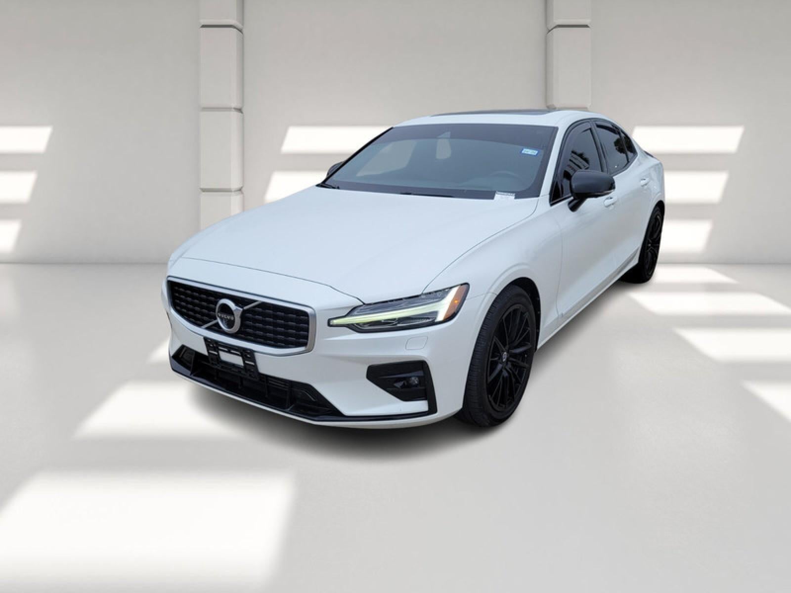 2019 Volvo S60 R-Design